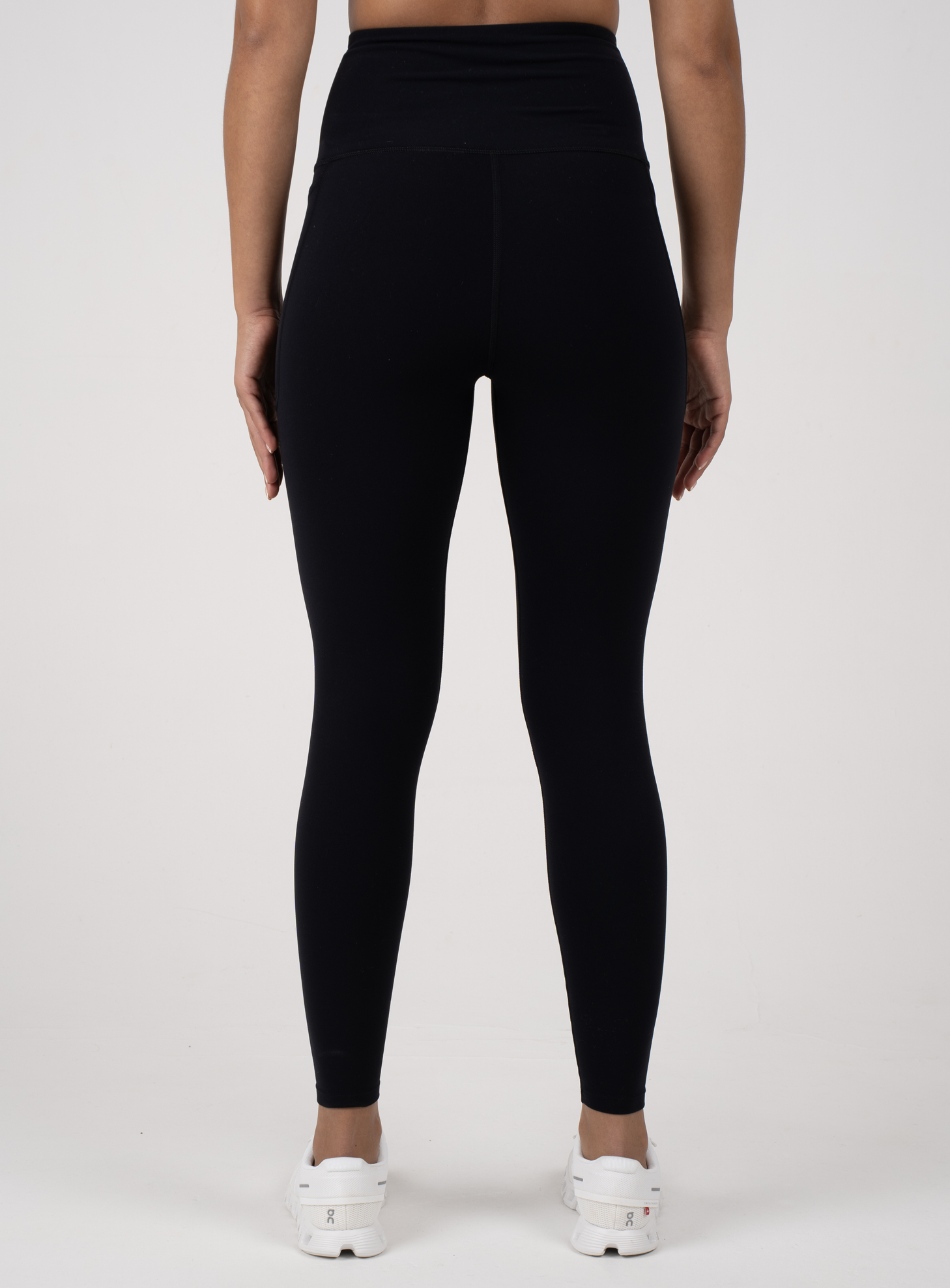 Twin Pocket Performance Legging | Black - BOXAH