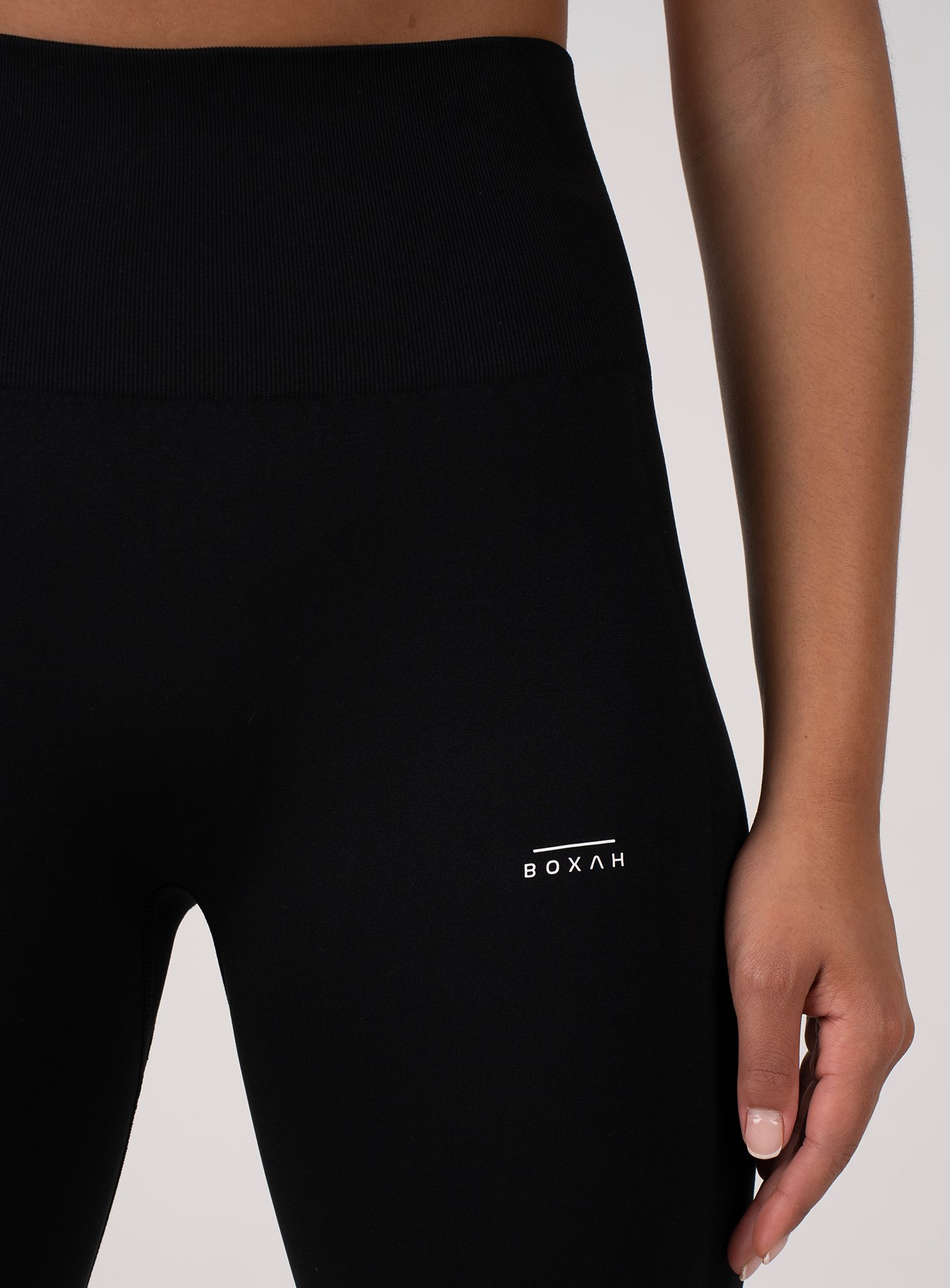 Contour Seamless Performance Leggings | Black - BOXAH